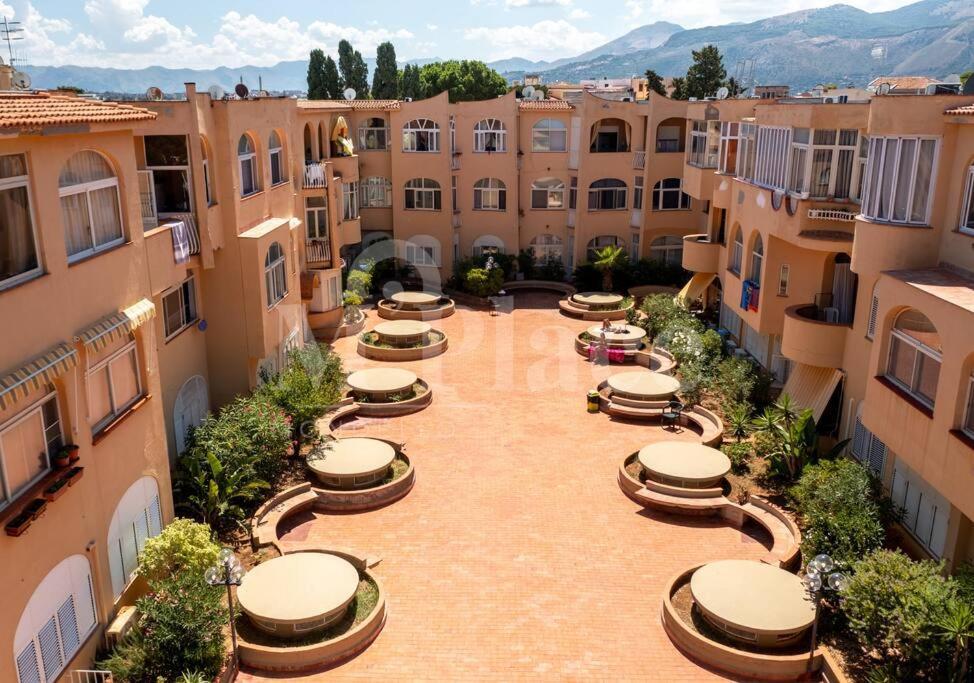 M'Place - Mondello Residence Palerme Extérieur photo