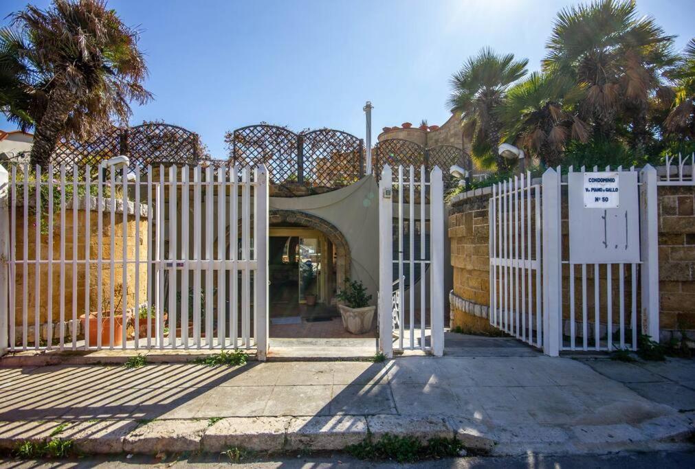 M'Place - Mondello Residence Palerme Extérieur photo